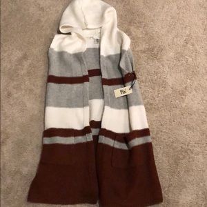 Max Studio Hooded Sweater Vest